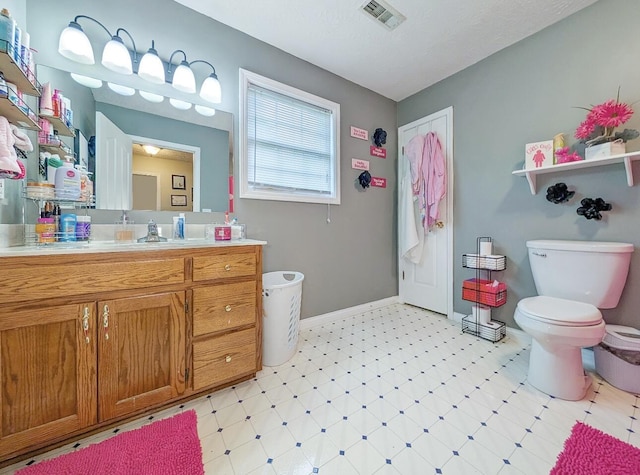 109 Edwards Ct, Lancaster, KY 40444 - bathroom with tile patterned floors and vanity