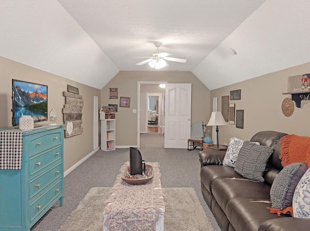 109 Edwards Ct, Lancaster, KY 40444 - living area featuring a ceiling fan, carpet floors, vaulted ceiling, and a textured ceiling