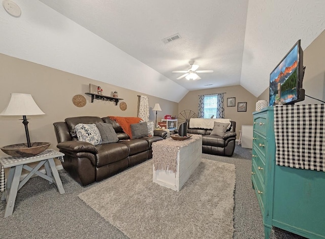 109 Edwards Ct, Lancaster, KY 40444 - living area featuring carpet, vaulted ceiling, a ceiling fan, and a textured ceiling