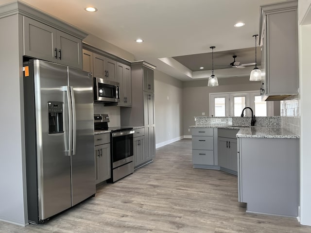108 Aetna, Georgetown, KY 40324 - kitchen featuring appliances with stainless steel finishes, gray cabinetry, and recessed lighting