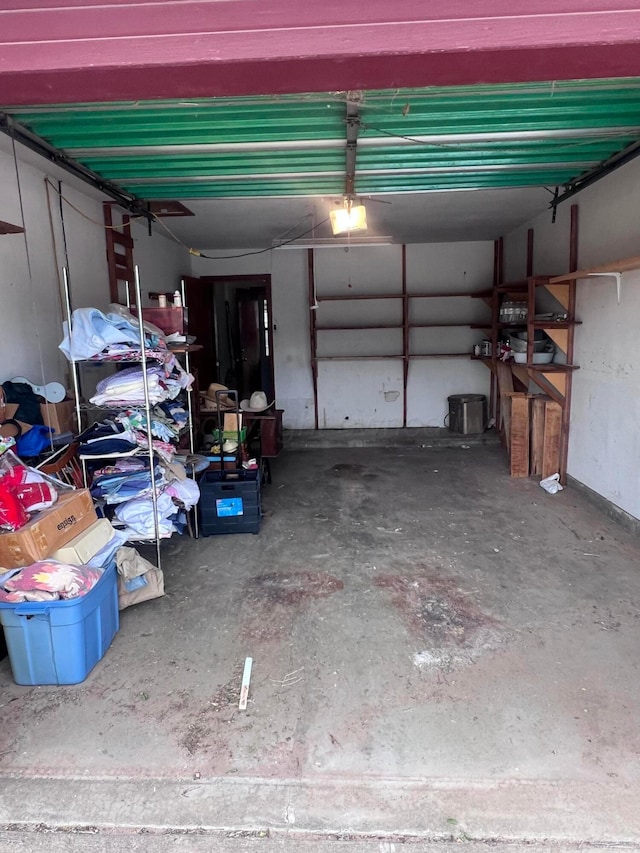 109 Ranger St, Hereford, TX 79045 - garage featuring a garage door opener