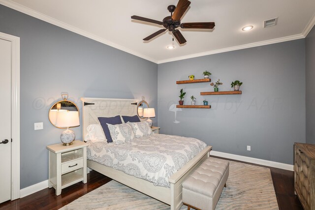 6817 Baccus Dr, Amarillo, TX 79124 - bedroom featuring baseboards, wood finished floors, ornamental molding, recessed lighting, and ceiling fan