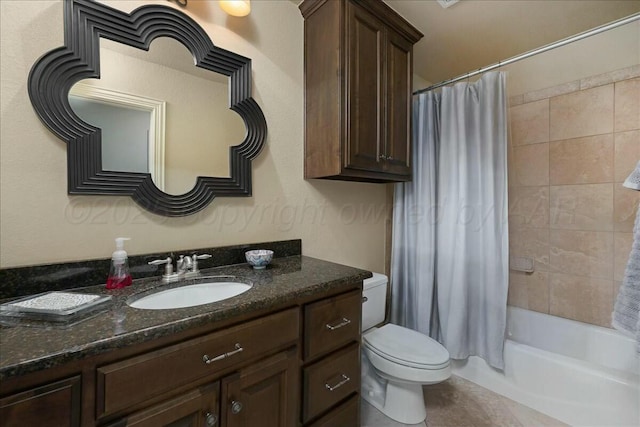 7908 London Ct, Amarillo, TX 79119 - full bathroom with toilet, vanity, and shower / bathtub combination with curtain