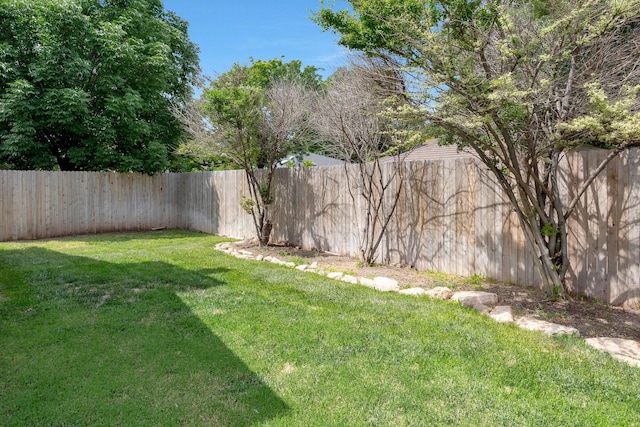 6410 Hamstead Dr, Amarillo, TX 79109 - view of fenced backyard