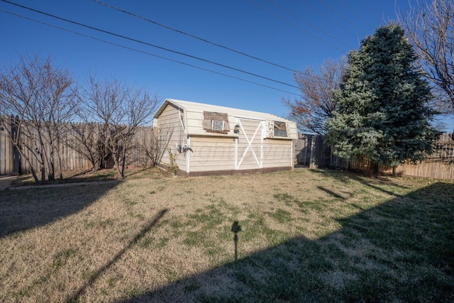 view of yard with a storage unit