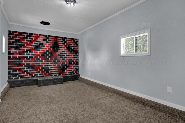 912 W Bonita Ave, Amarillo, TX 79108 - carpeted empty room featuring crown molding and baseboards