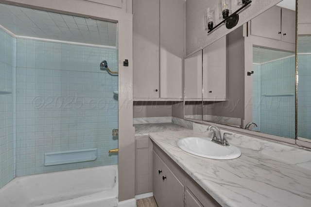 912 W Bonita Ave, Amarillo, TX 79108 - full bath with vanity and shower / bath combination