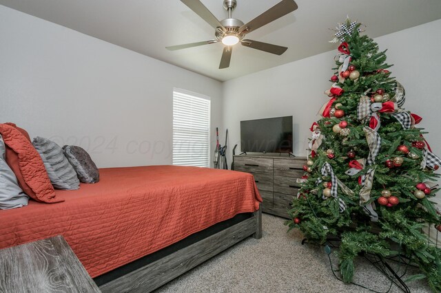 3005 Portland Ave, Amarillo, TX 79118 - carpeted bedroom with a ceiling fan