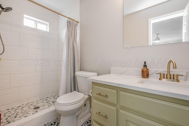 1033 Bowie St, Amarillo, TX 79102 - bathroom with vanity, toilet, and a tile shower