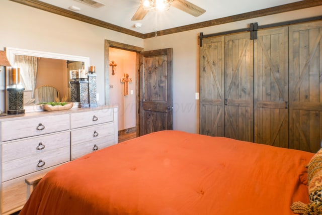 bedroom with visible vents, a ceiling fan, and crown molding