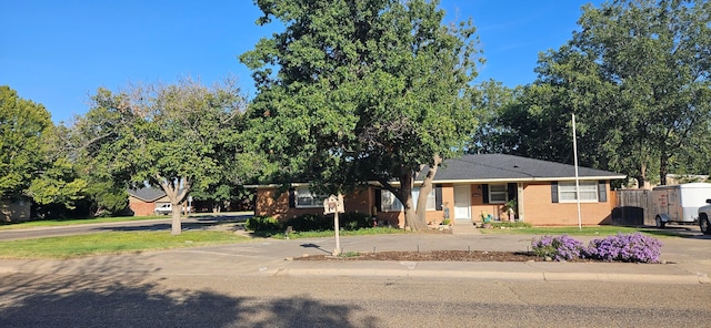 view of front of property