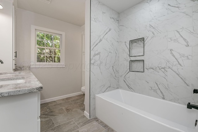 6011 Palmetto Trl, Amarillo, TX 79106 - full bath featuring toilet, vanity, and baseboards