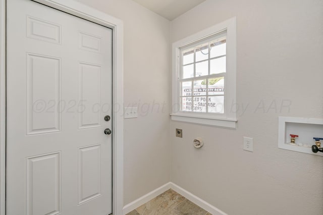 6011 Palmetto Trl, Amarillo, TX 79106 - laundry room featuring baseboards, hookup for an electric dryer, and washer hookup