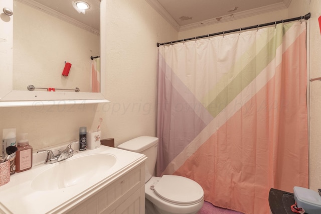 bathroom with curtained shower, vanity, toilet, and ornamental molding