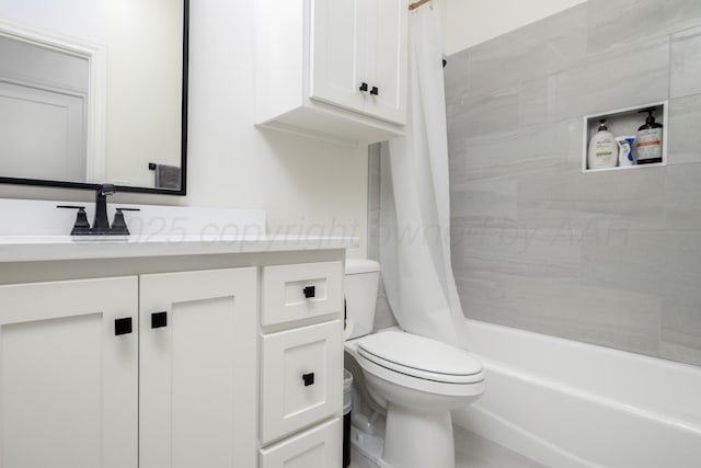 4410 N Rocking Chair Ln, Amarillo, TX 79124 - bathroom with vanity and shower / bathtub combination with curtain