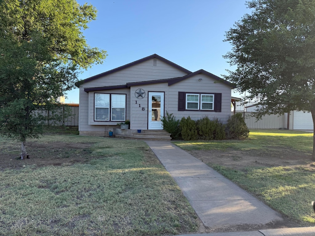 118 W 5th St, Sunray, TX 79029 - photo 1