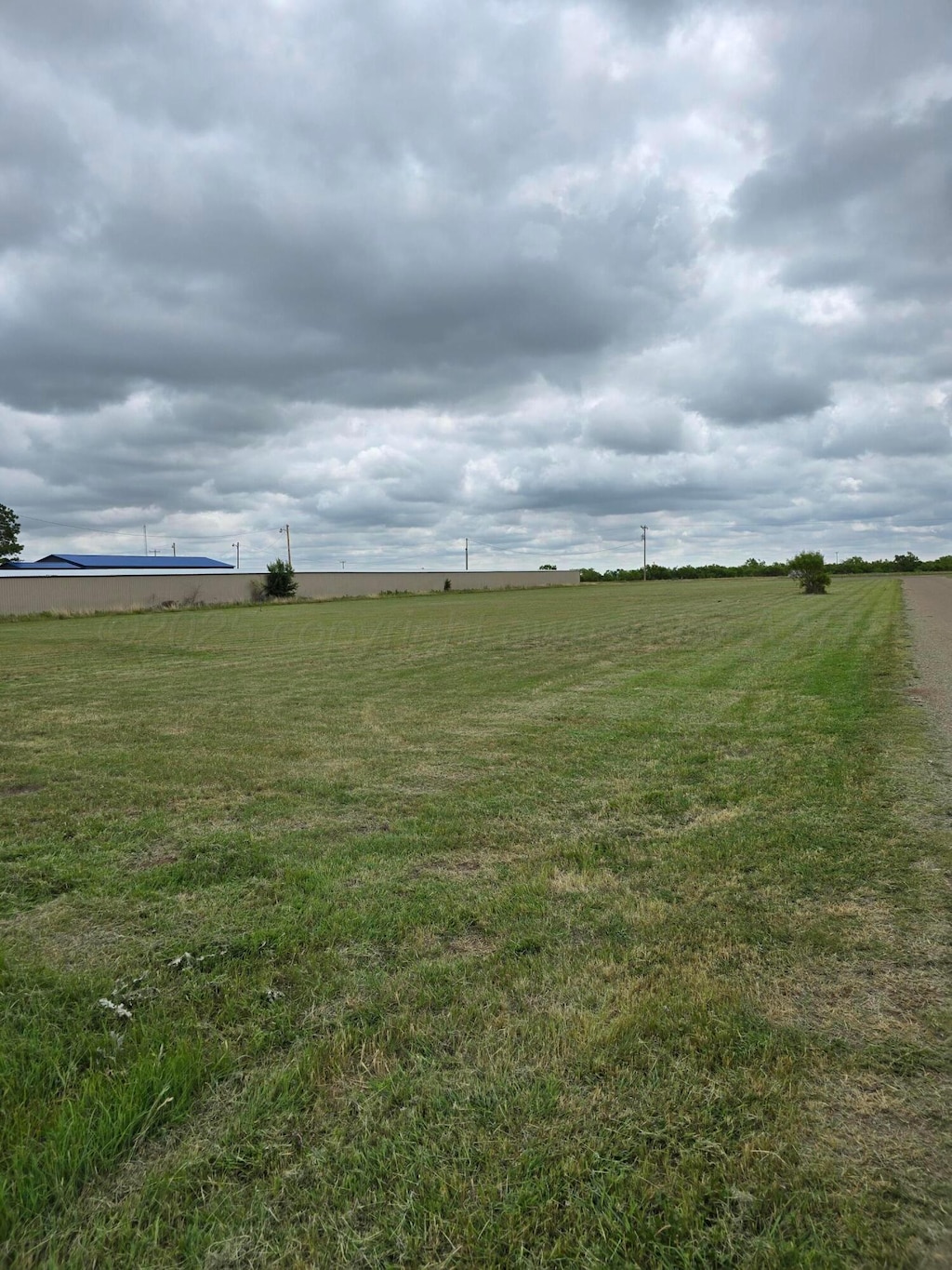 Poplar, Fritch, TX 79036 - photo 2