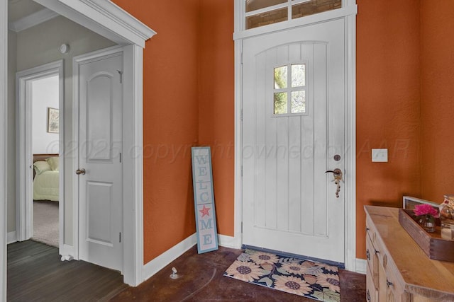 6414 Persimmon Ln, Amarillo, TX 79124 - foyer with baseboards