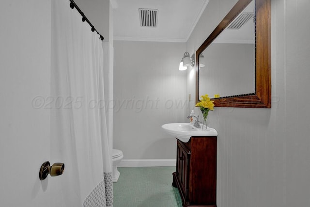 full bath featuring toilet, crown molding, vanity, and visible vents