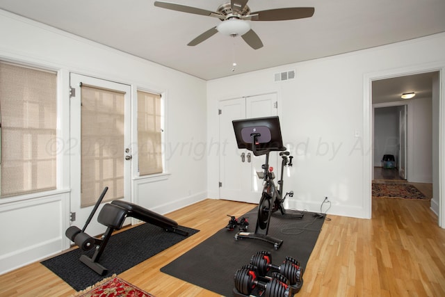 2402 S Hayden St, Amarillo, TX 79109 - exercise room featuring ceiling fan and light wood-style flooring