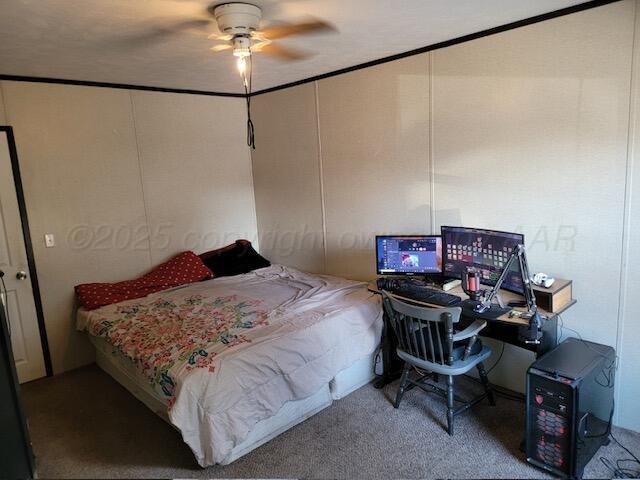 bedroom with carpet and ceiling fan