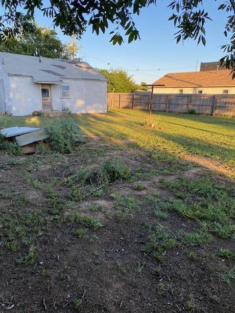 710 Bradford St, Memphis, TX 79245 - photo 19