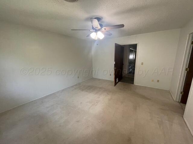6509 Oakhurst Dr, Amarillo, TX 79109 - photo 17