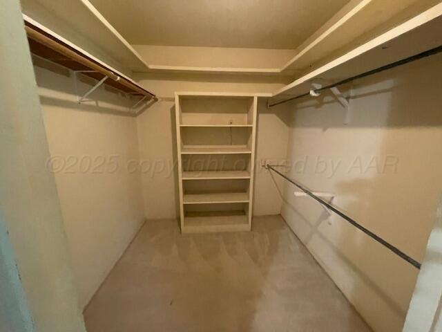 6509 Oakhurst Dr, Amarillo, TX 79109 - photo 21