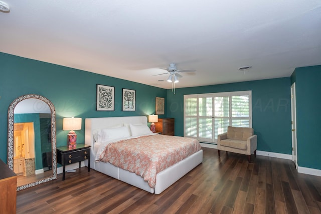 1506 S Alabama St, Amarillo, TX 79102 - bedroom featuring wood finished floors, baseboards, and ceiling fan