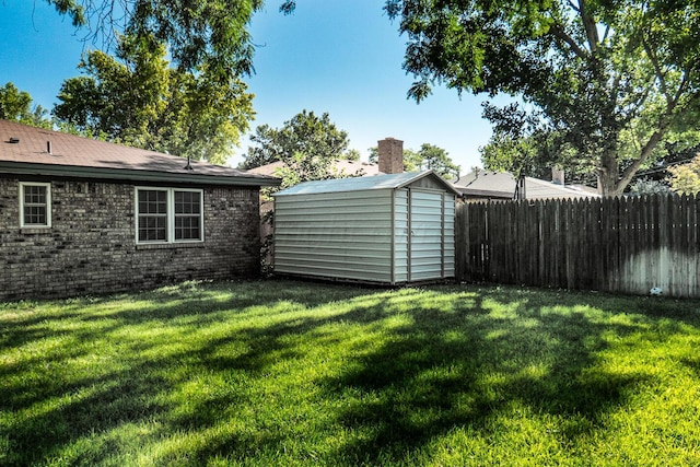 7503 Elmhurst Dr, Amarillo, TX 79121 - view of yard with a shed