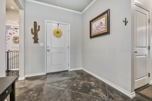 9913 Hartnett Ct, Amarillo, TX 79119 - foyer entrance with ornamental molding and baseboards