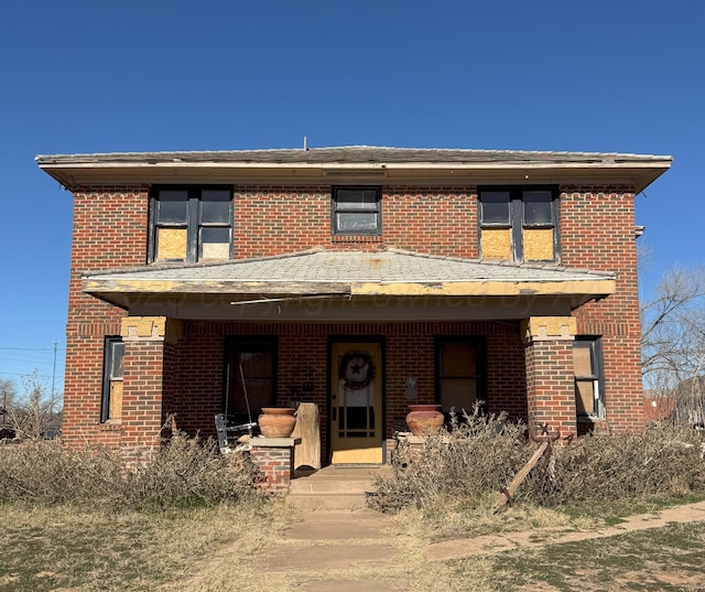 view of front of house featuring a porch