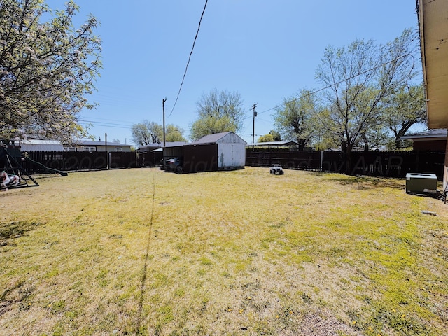 2005 Drake Dr, Perryton, TX 79070 - photo 17