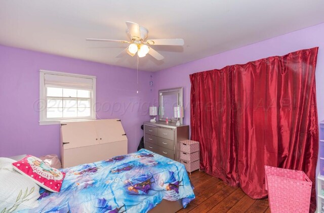 6102 Calumet Rd, Amarillo, TX 79106 - bedroom featuring dark wood-type flooring and ceiling fan