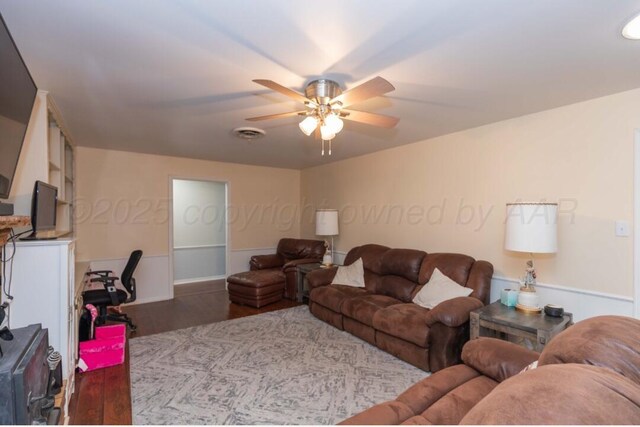 6102 Calumet Rd, Amarillo, TX 79106 - living area featuring ceiling fan and wood finished floors