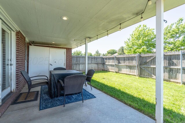 8301 San Antonio Dr, Amarillo, TX 79118 - view of patio with outdoor dining area