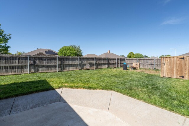 8301 San Antonio Dr, Amarillo, TX 79118 - view of yard with a patio