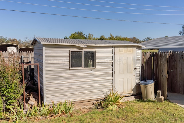 view of outbuilding