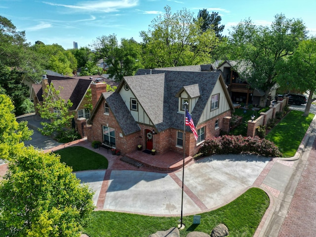 aerial view of property and surrounding area