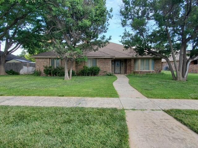 7503 Baughman Dr, Amarillo, TX 79121 - ranch-style house with brick siding
