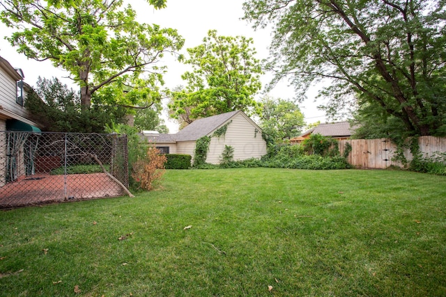 4321 Emil Ave, Amarillo, TX 79106 - view of yard featuring a patio