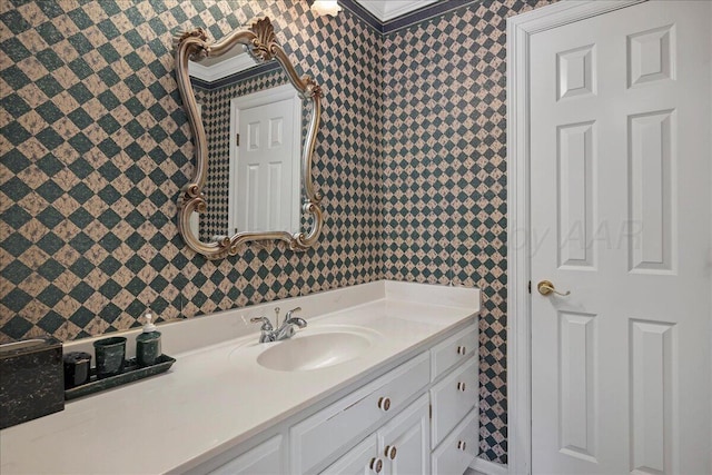 3511 Kensington Pl, Amarillo, TX 79121 - bathroom with wallpapered walls and vanity
