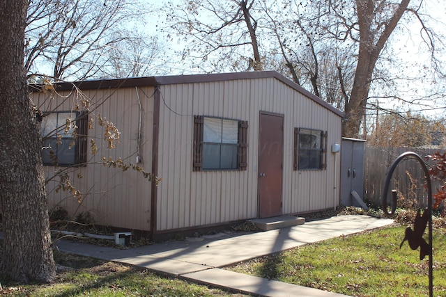 view of outbuilding