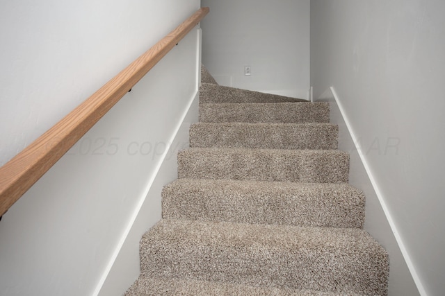 9800 Barton Springs Dr, Amarillo, TX 79119 - view of stairway