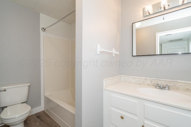 4106 S Jackson St, Amarillo, TX 79110 - full bath with vanity, wood finished floors, and shower / bathtub combination
