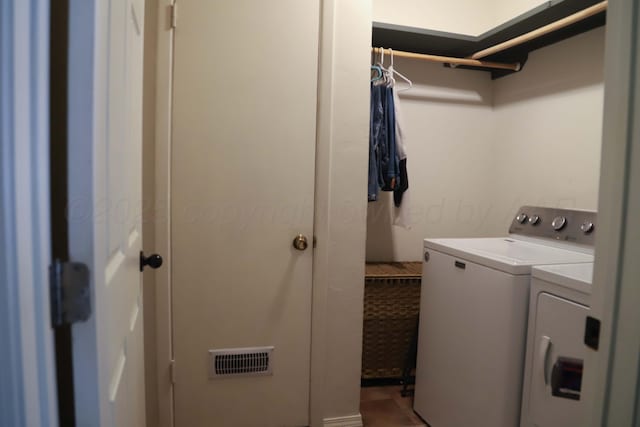 3603 S Lamar St, Amarillo, TX 79109 - washroom with washing machine and clothes dryer