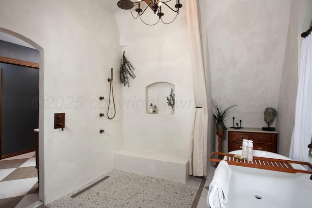 907 Broadmoor St, Amarillo, TX 79106 - bathroom featuring a chandelier