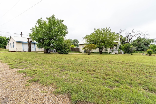 1010 E 3rd St, Clarendon, TX 79226 - view of grassy yard