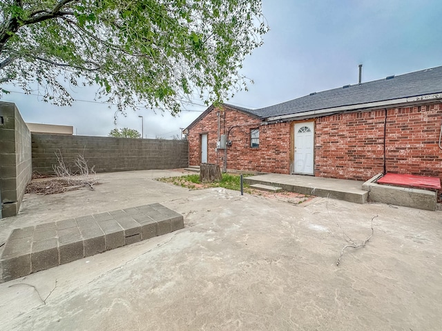 600 S Mcgee St, Borger, TX 79007 - view of patio featuring a fenced backyard