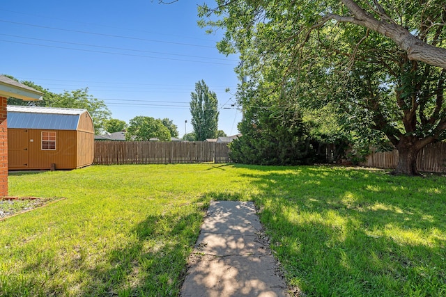 1604 Country Ln, Panhandle, TX 79068 - fenced backyard featuring a shed
